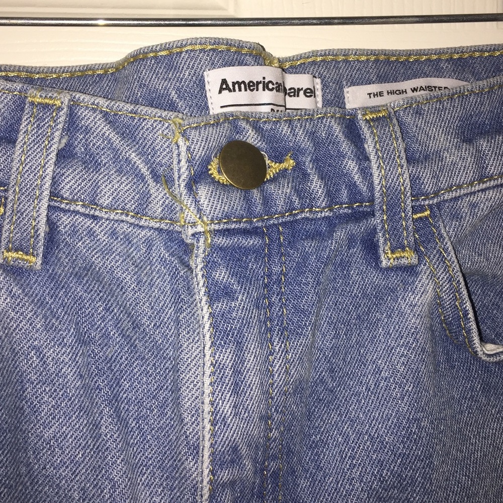 ✨American Apparel High Waisted Mom Jeans🌿